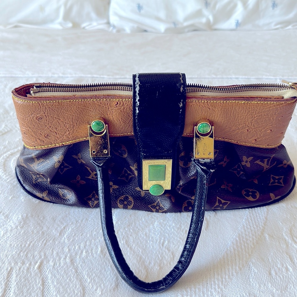Gorgeous small purse 🤩 Vintage !!!